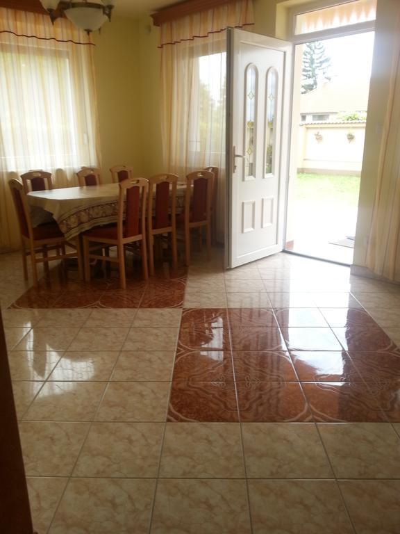 Marinica Apartman Hajdúszoboszló Esterno foto